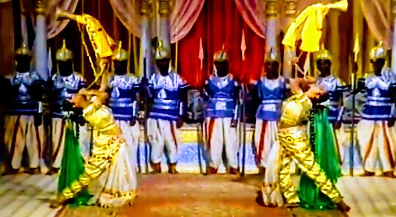 King Krishna😳😲🤔🤴🏻👤👏🏻🥰🎉🥁
