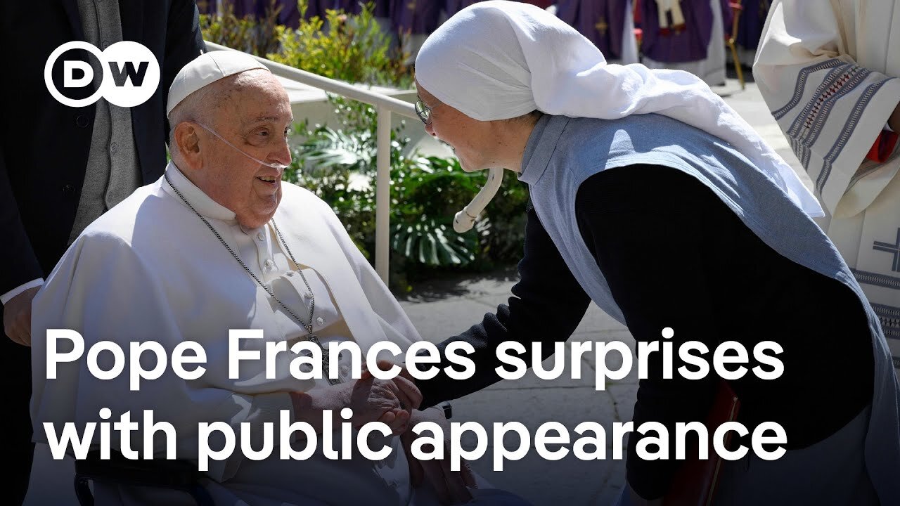 Pope Francis makes first public appearance since hospital discharge | DW News
