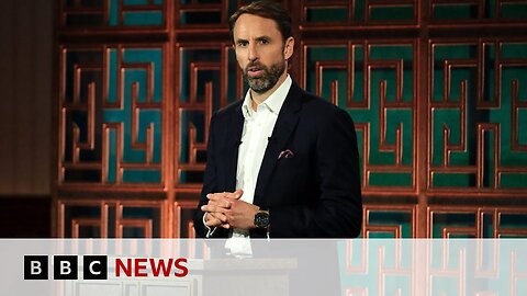 Sir Gareth Southgate says boys need ‘role models’ not gaming and porn | BBC News