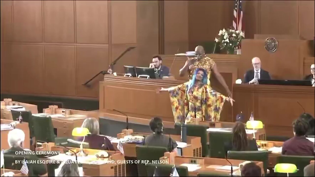 Drag queens dance in Oregons State Capitol, performing for lawmakers in the Democrat-led House.