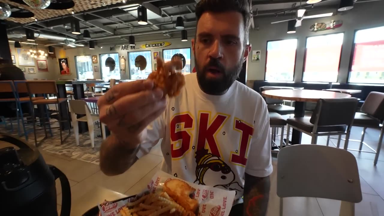 4xtra and Adam22 Go To The Gym! (1080p)