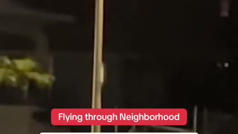 🛸 UFO / UAP seen hovering through a neighborhood in Los Angeles, Califo...