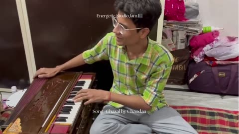 EXCLUSIVE: Ghazal Studio Jam | Chandan’s 0:20 Harmonium Drop