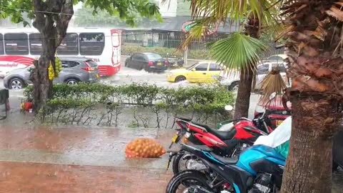 Arroyo de la calle 84 vuelve a causar estragos mientras los $79 mil millones se van por el agua - 2