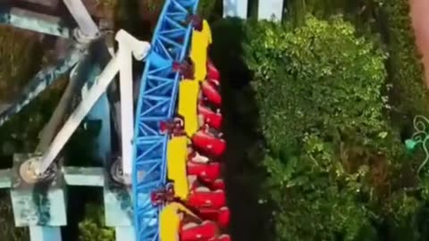 🎢 Thrilling Rollercoaster Ride with Amazing Views! 🤩