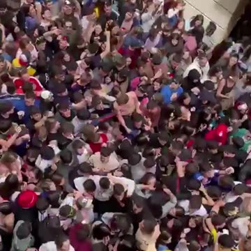 Pedro Sánchez Booed in Jaca: The Spanish People Rise Up Against Socialism