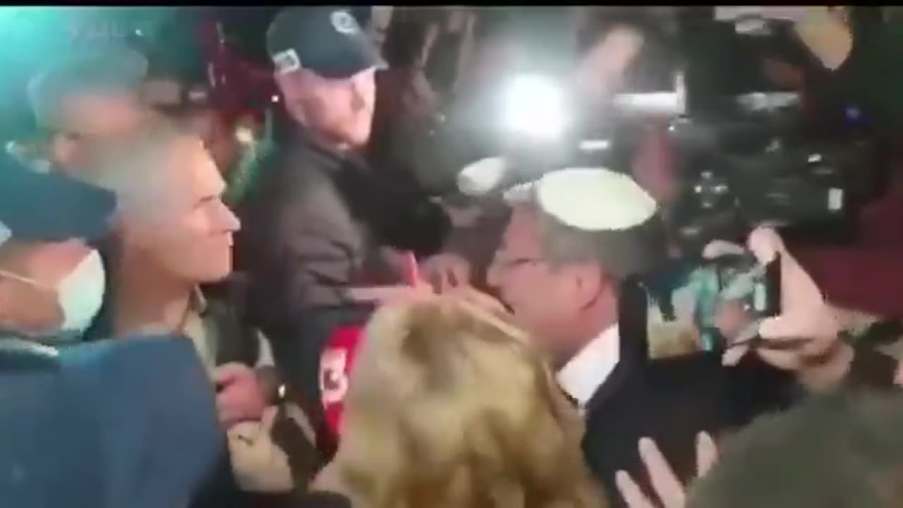 Chaos in Tel Aviv: