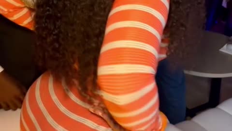 Queen vee bosset