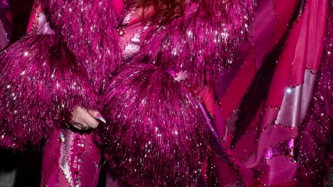 Chappell Roan Shines in Pink at 2025 Met Gala Inspired by Monica L. Miller’s Book - WorldEye