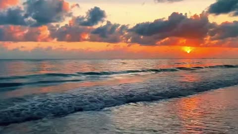 Stunning Beaches & Scenic Sunset Beach Sounds
