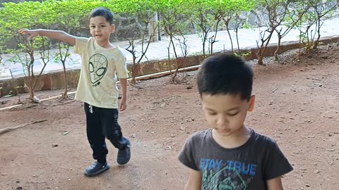 Twin Brothers’ Outdoor Fun | Loving Legends Brothers #164