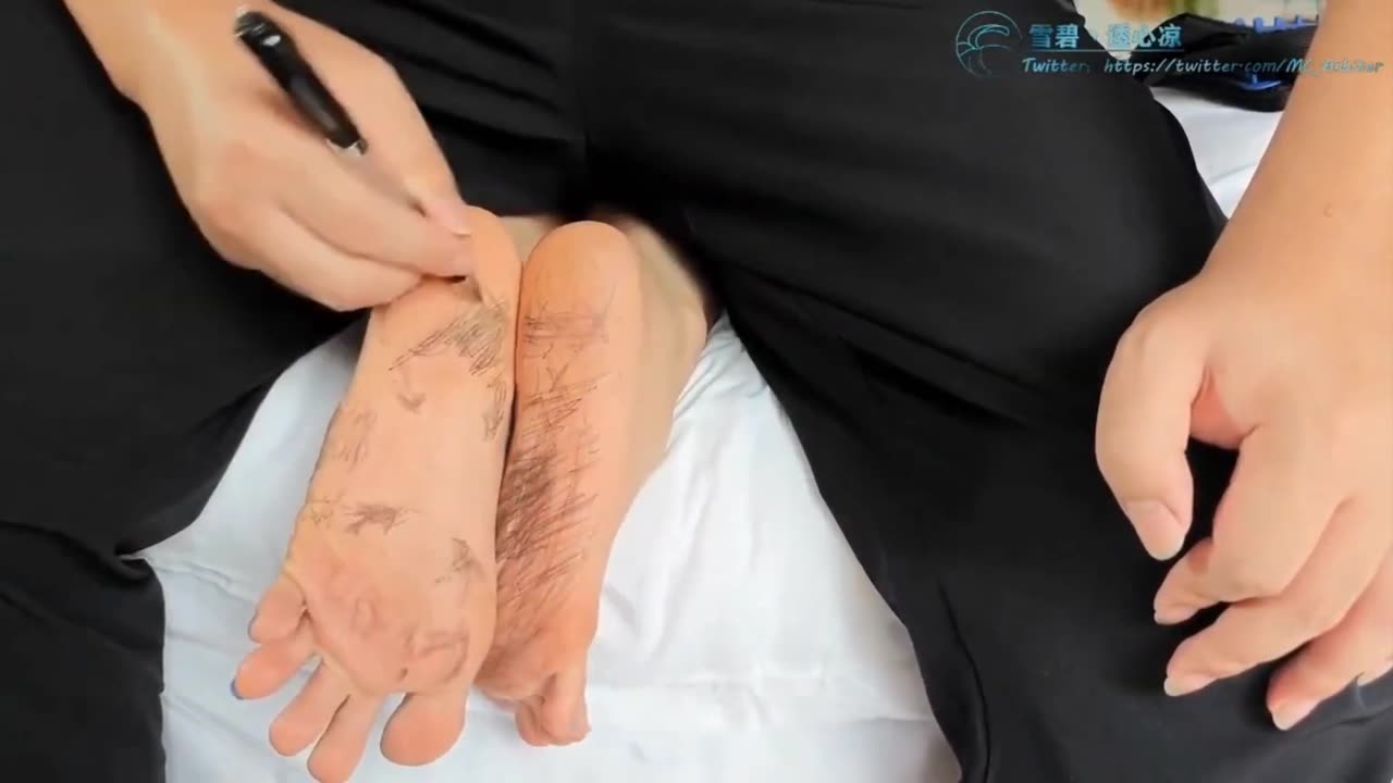 Ticking feet with a pen & then washing the ink off