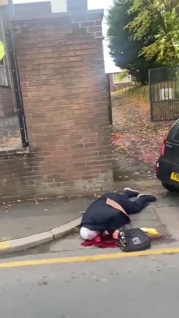 BREAKING: Suspected mass stabbing terror attack at a synagogue in Manchester, England.