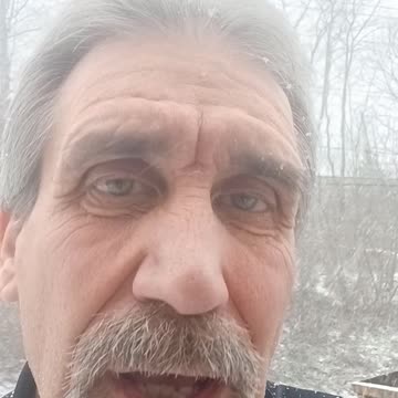 Absurd TV Weather: SNOW