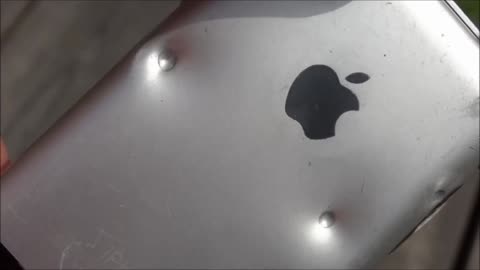 iPhone 2G vs Gas Gun - 1st Generation iPhone