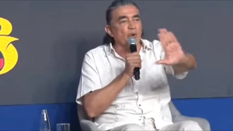 Video: Daniel Quintero y Gustavo Bolívar fueron abucheados en Asobancaria