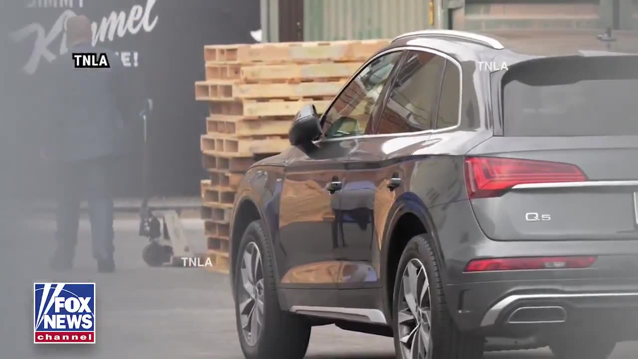 Jimmy Kimmel was spotted using a decoy vehicle to leave his gay show