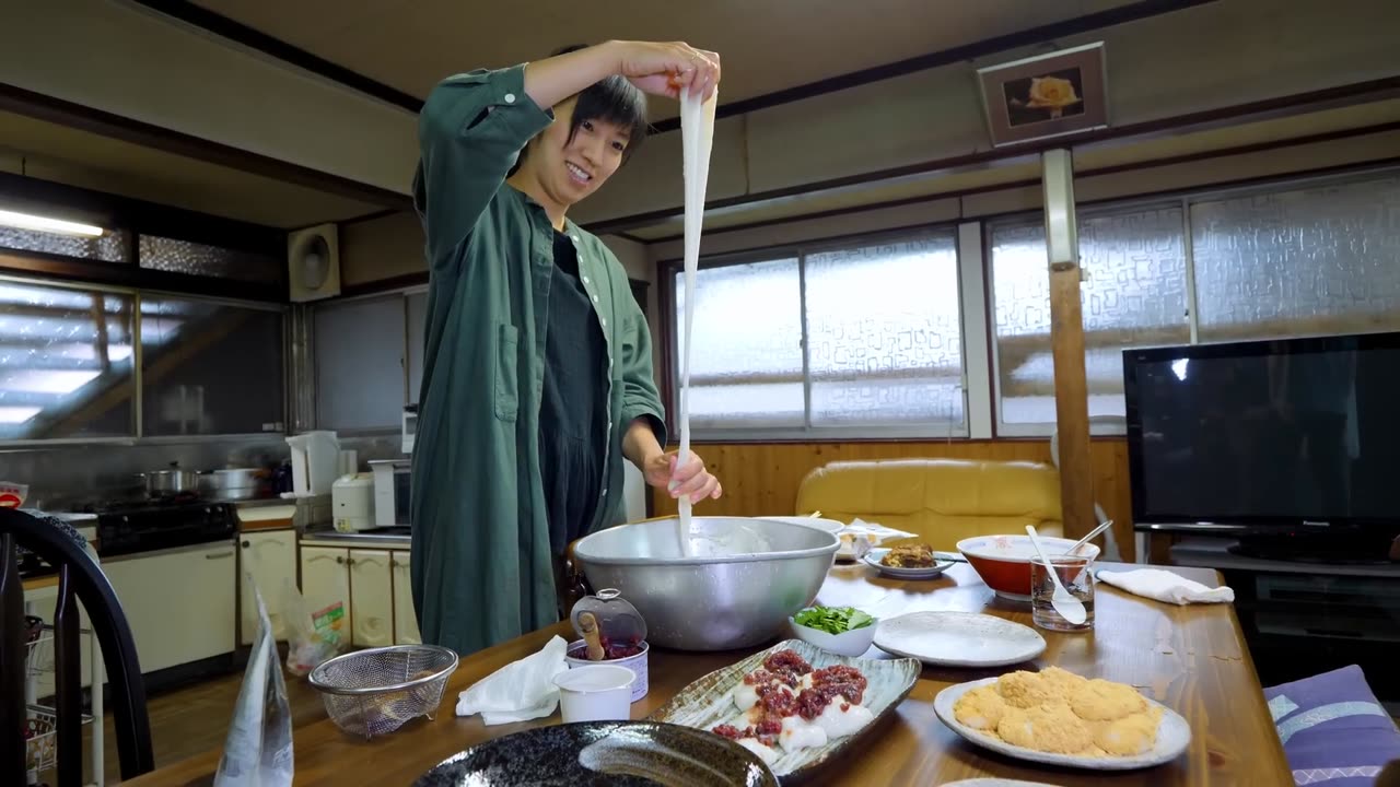 MEATLESS Street Food Around the World