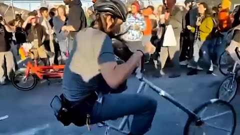 others bicycle V.S this man🗿💀