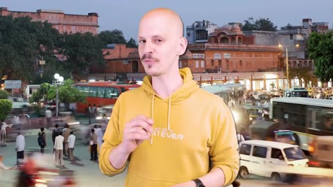 Top 10 Tourist SCAMS That Will RUIN Your Vacation