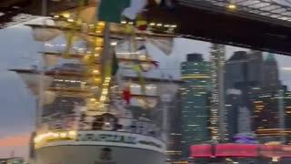 Ship carrying 200 people hits the Brooklyn Bridge as search and rescue operation underway