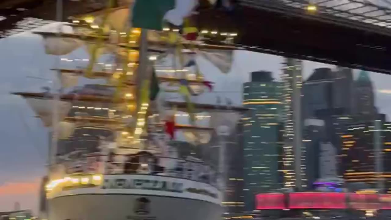 Ship carrying 200 people hits the Brooklyn Bridge as search and rescue operation underway