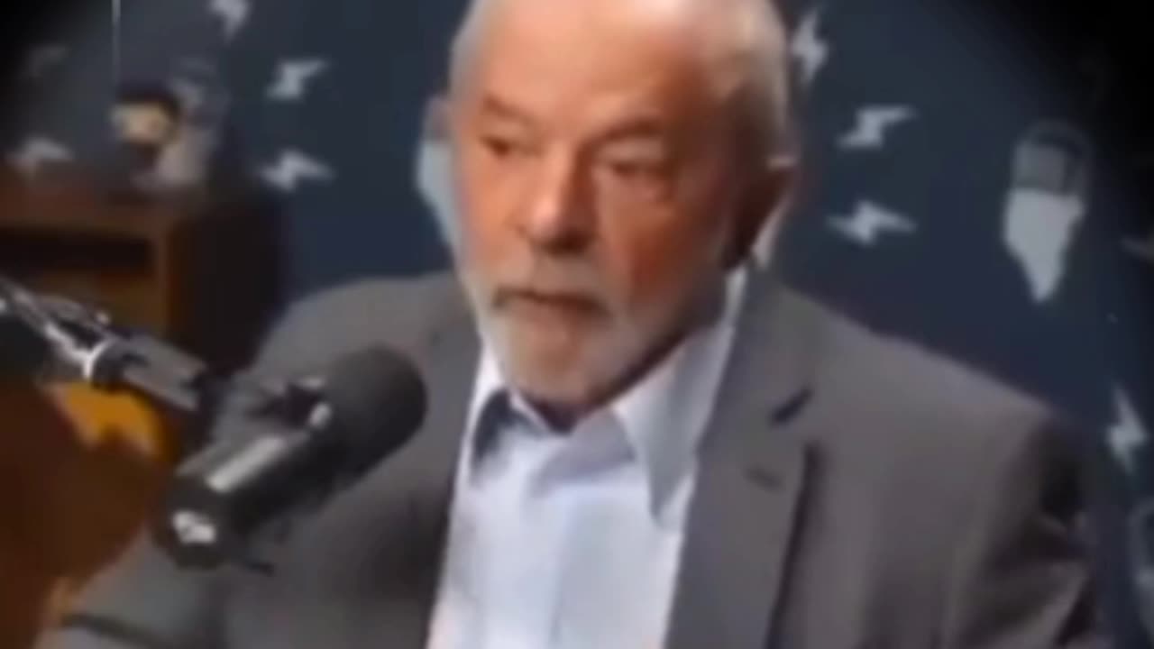 LULALADRÃO: ''Tenho que mentir, é preciso mentir. Porque é sempre mais fácil acreditar numa mentira.''