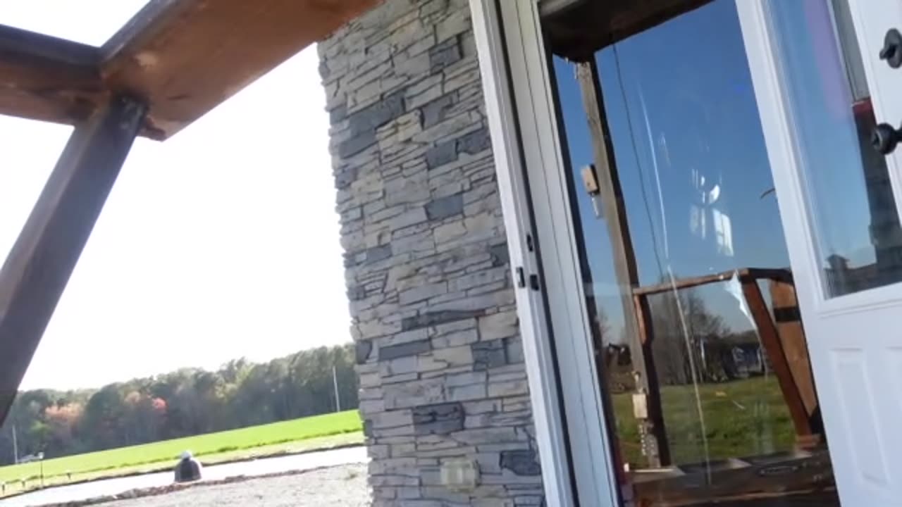 Screened in Back Porch