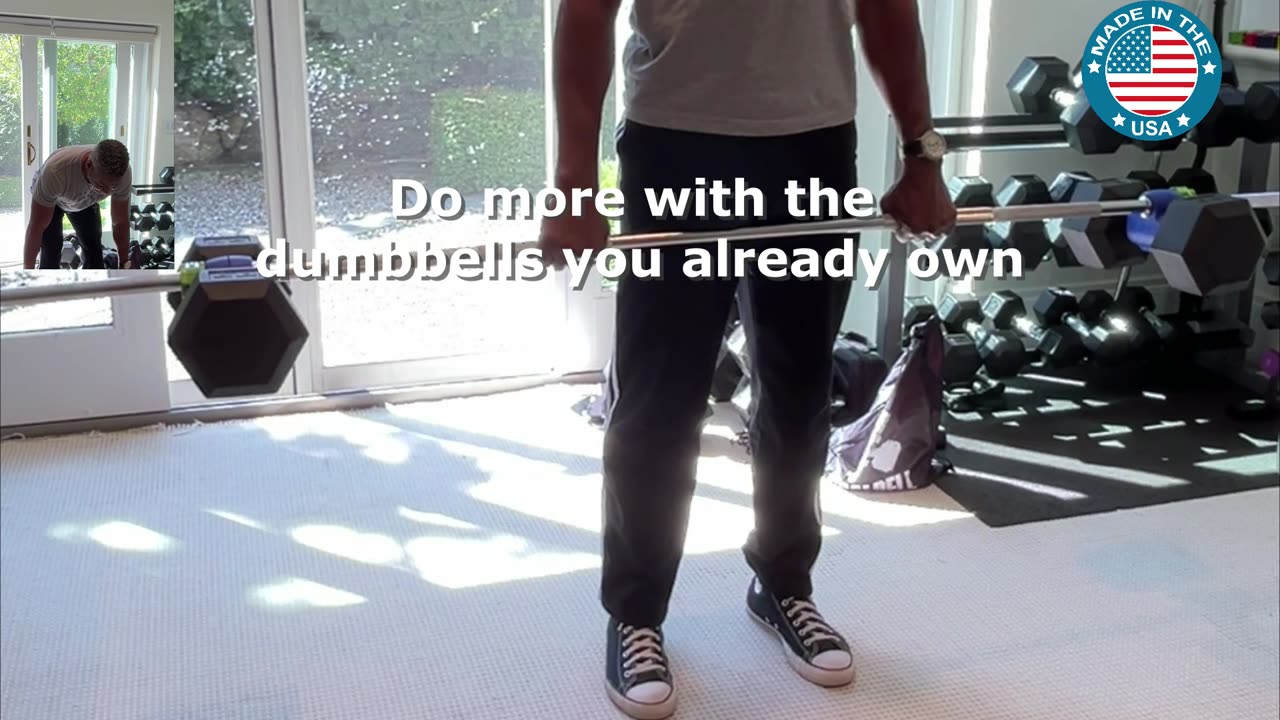🏋️‍♂️When Dumbbells Smarten Up! Trainer Uses Them for Romanian Deadlifts #dualbell