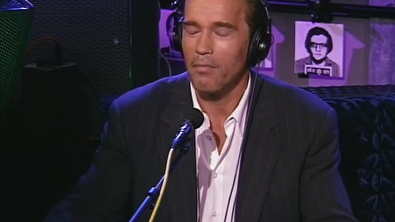 Arnold Schwarzenegger End Of Days - 1999