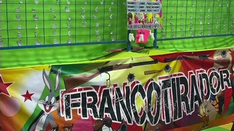 Sharpshooter Takes Aim at Carnival Game