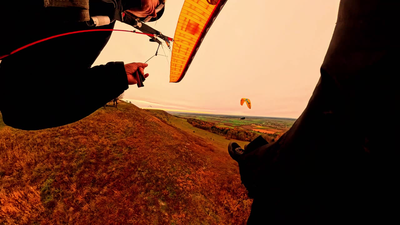 DJI Dron, paragliding / Frank Zappa