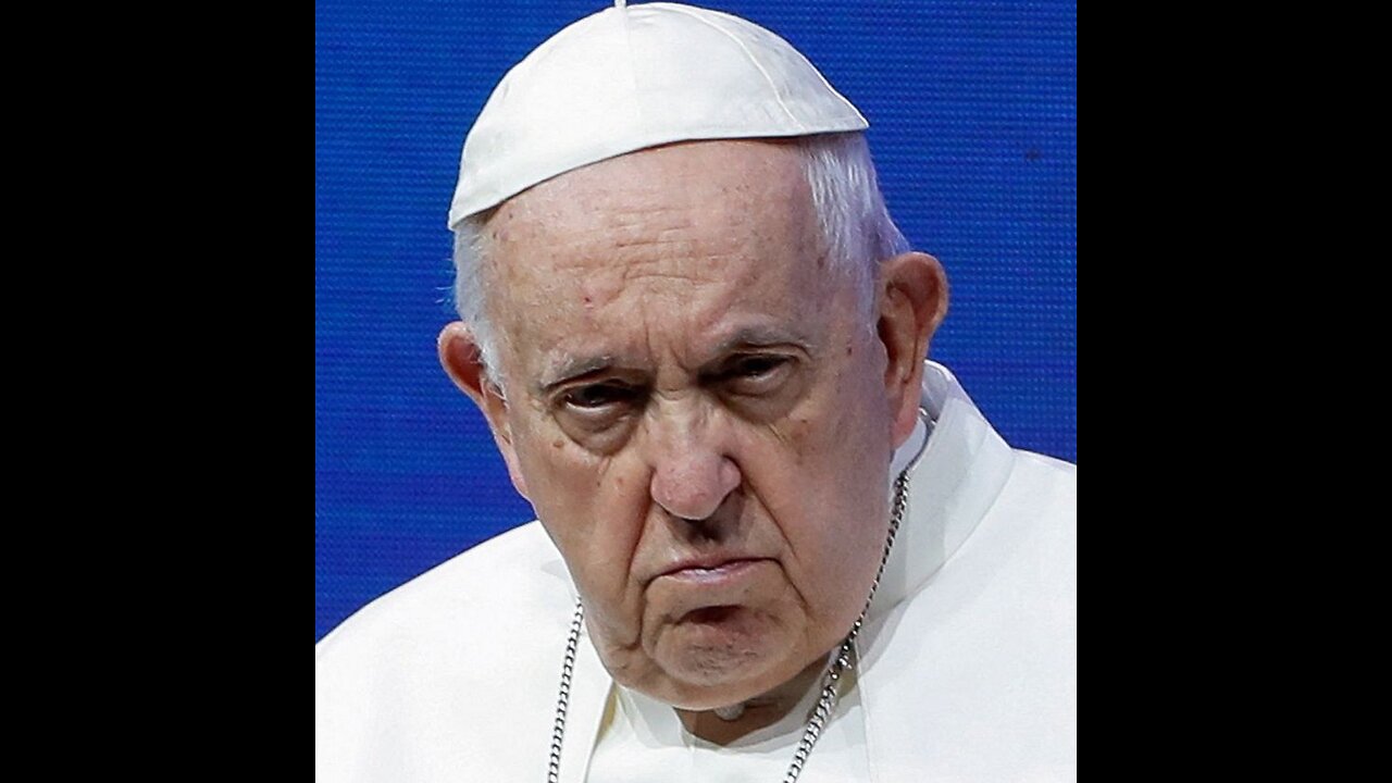 ๐ฅShe said the Pope in the picture is her Father ๐