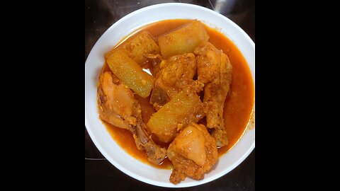 spicy zucchini with chicken curry👌😋❤️