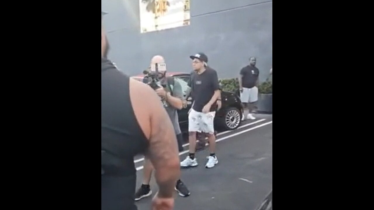 IP2 Stories - SJC Picks On N3on And His Goons! Maces While Driving Away