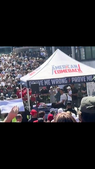 Students flee after Charlie Kirk was shot in front of a crowd of hundreds