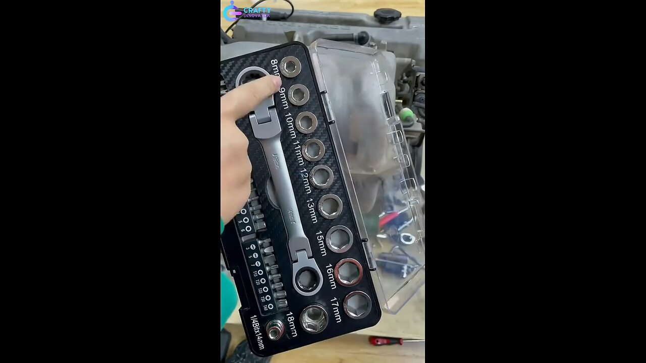 12-in-1 screwdriver مفك براغي