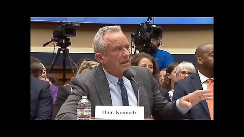 SHOCK: RFK proposes the SAME “MICROCHIPPING” they warned us about
