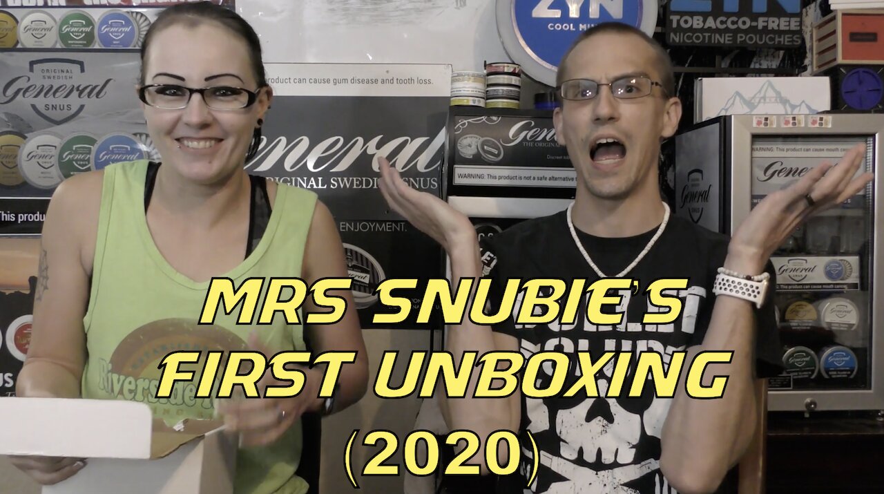 Mrs. Snubie's FIRST Unboxing Video! (2020)