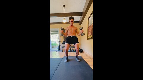 Naked MUSCLE PUMPING