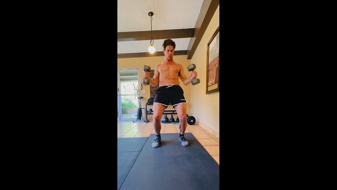 Naked MUSCLE PUMPING