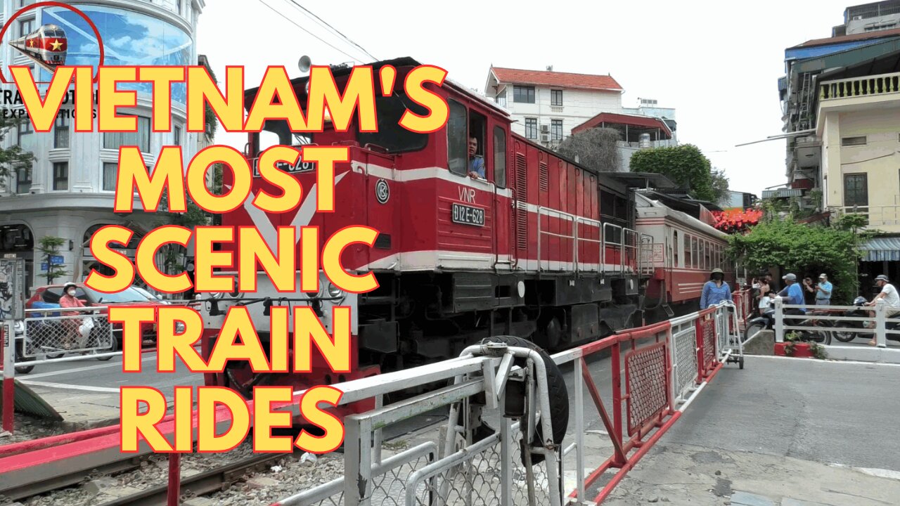 The Most Beautiful Train Rides in Vietnam : Train running on the street, Railgate closing