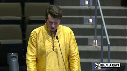 Breaking Video! Comedian Alex Stein Admits To Eating Cow Dung, Extolls It's Wondrous H