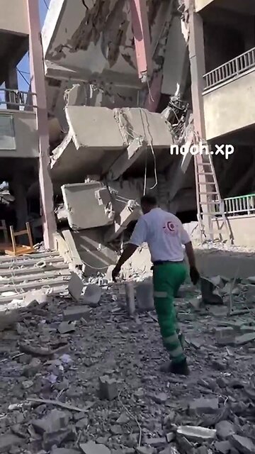 "Israeli Airstrike on Gaza School Results in 50 Fatalities, Confirms Hospital Director"