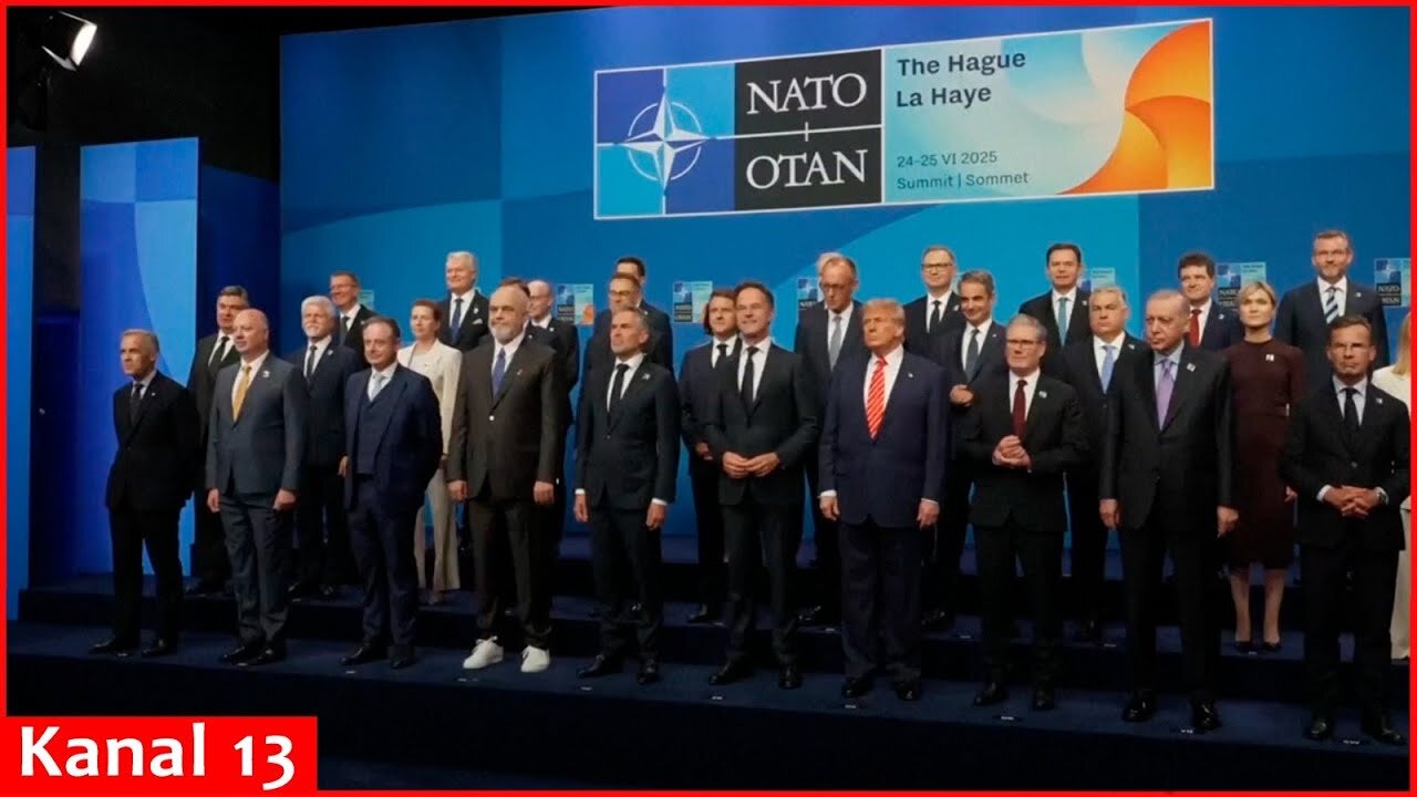 Leaders pose for photograph ahead of NATO summit