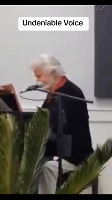 Who's singing here ?