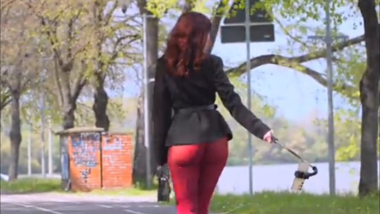 Red leggings try on