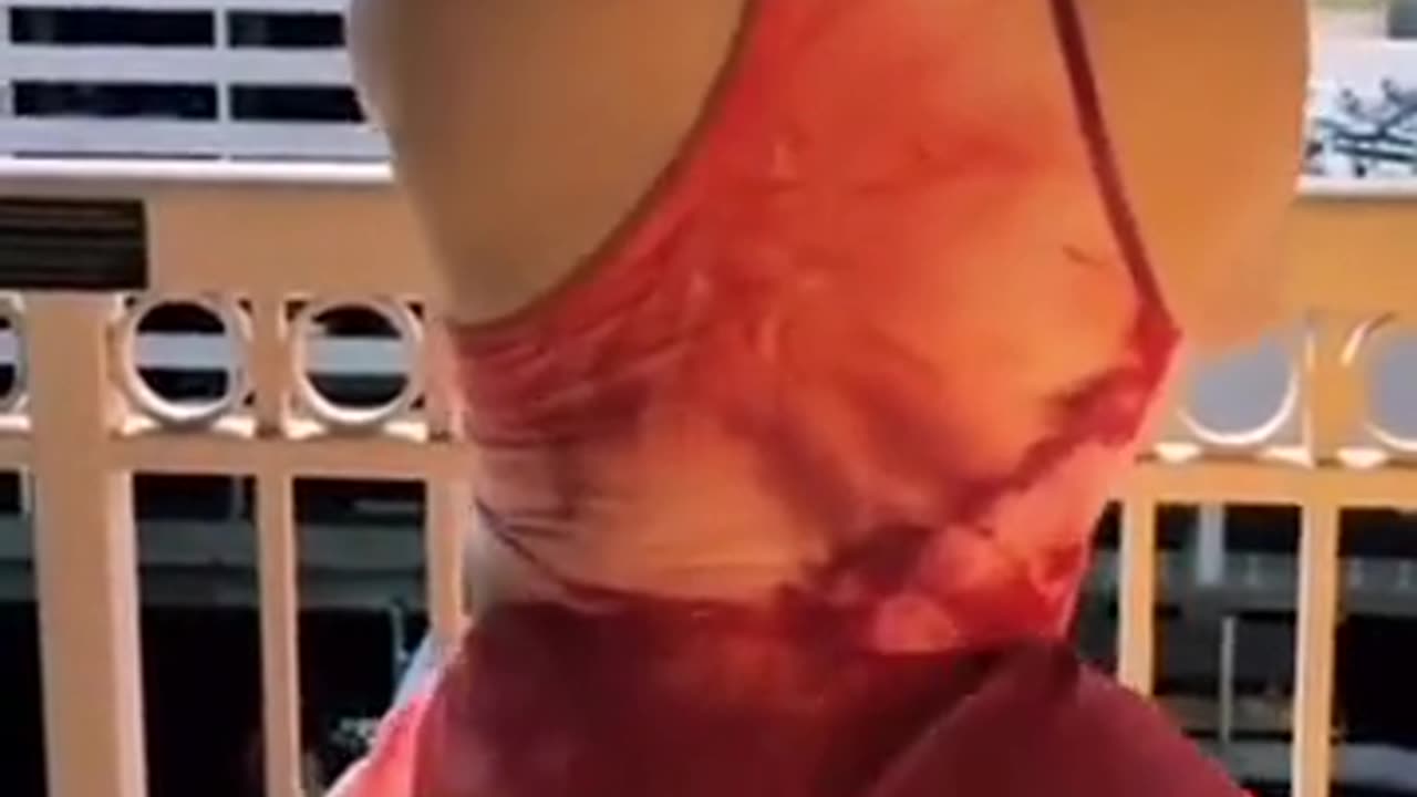 "Curves So Clean, They Thought It Was CGI 🎥🔥"