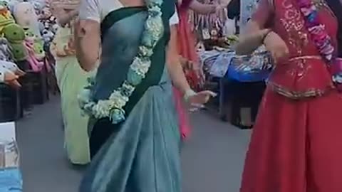 Jai radhe jai radhe prem se bolo jai radhe