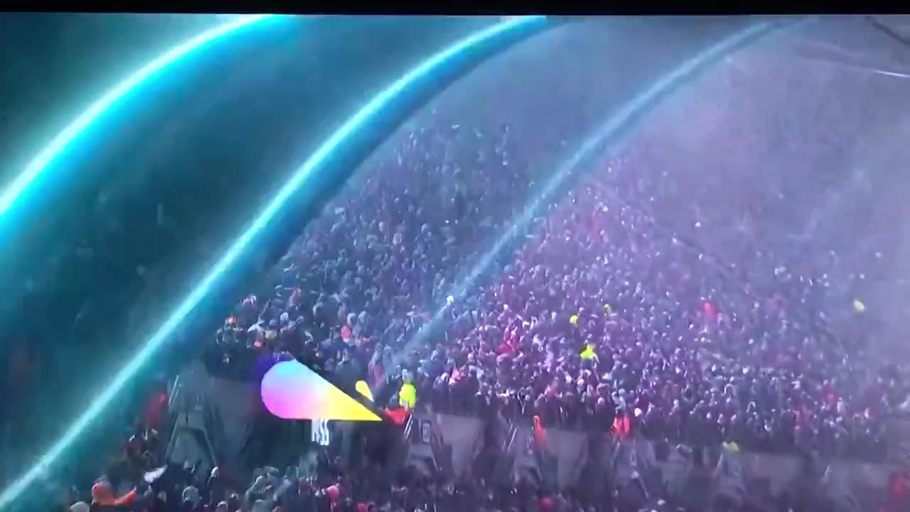 Bears WR #2 D.J. Moore TD🏈 4yds.